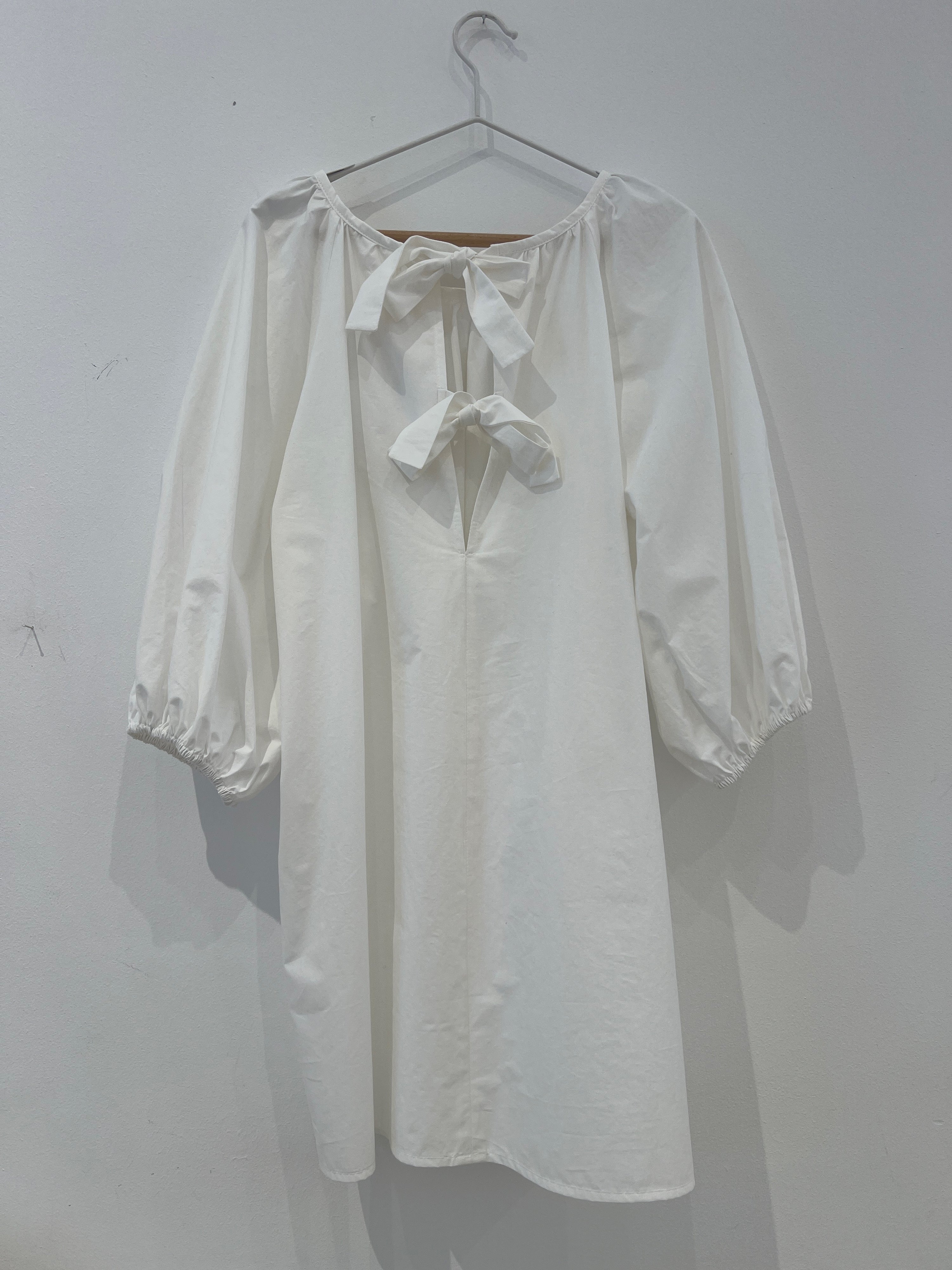 RON dress white