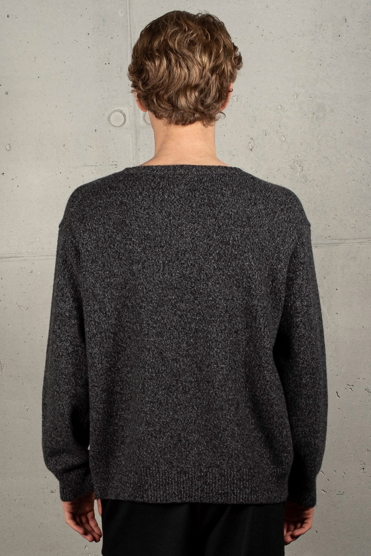 LEO shirt