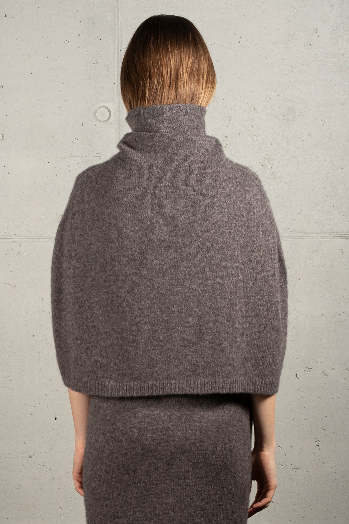 MIO cape