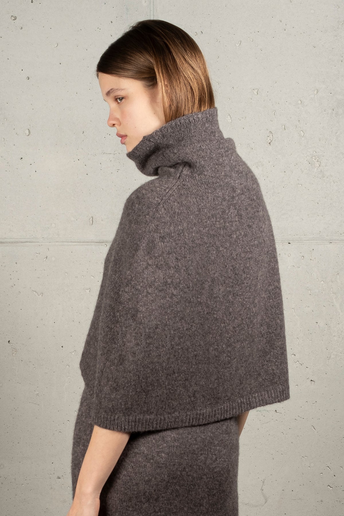 MIO cape