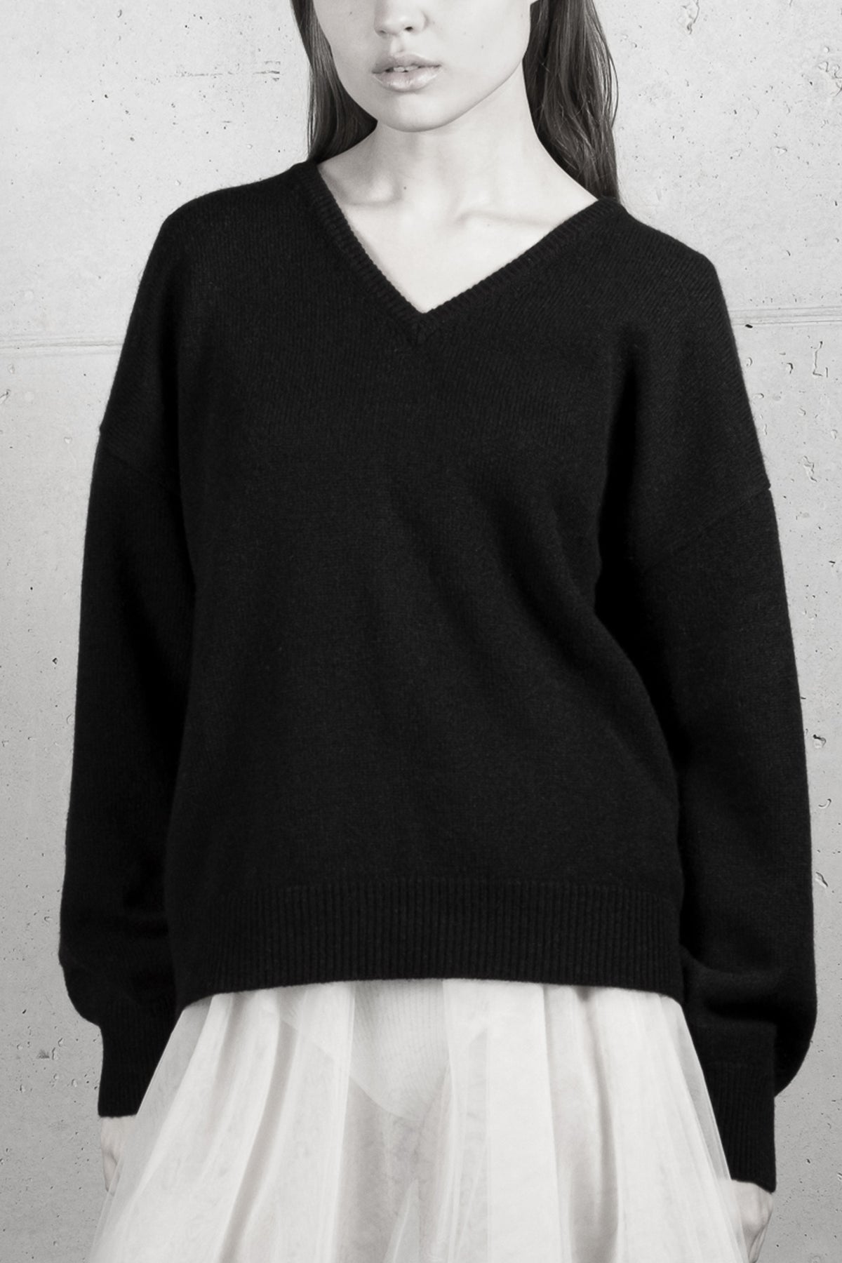 ULY v-neck