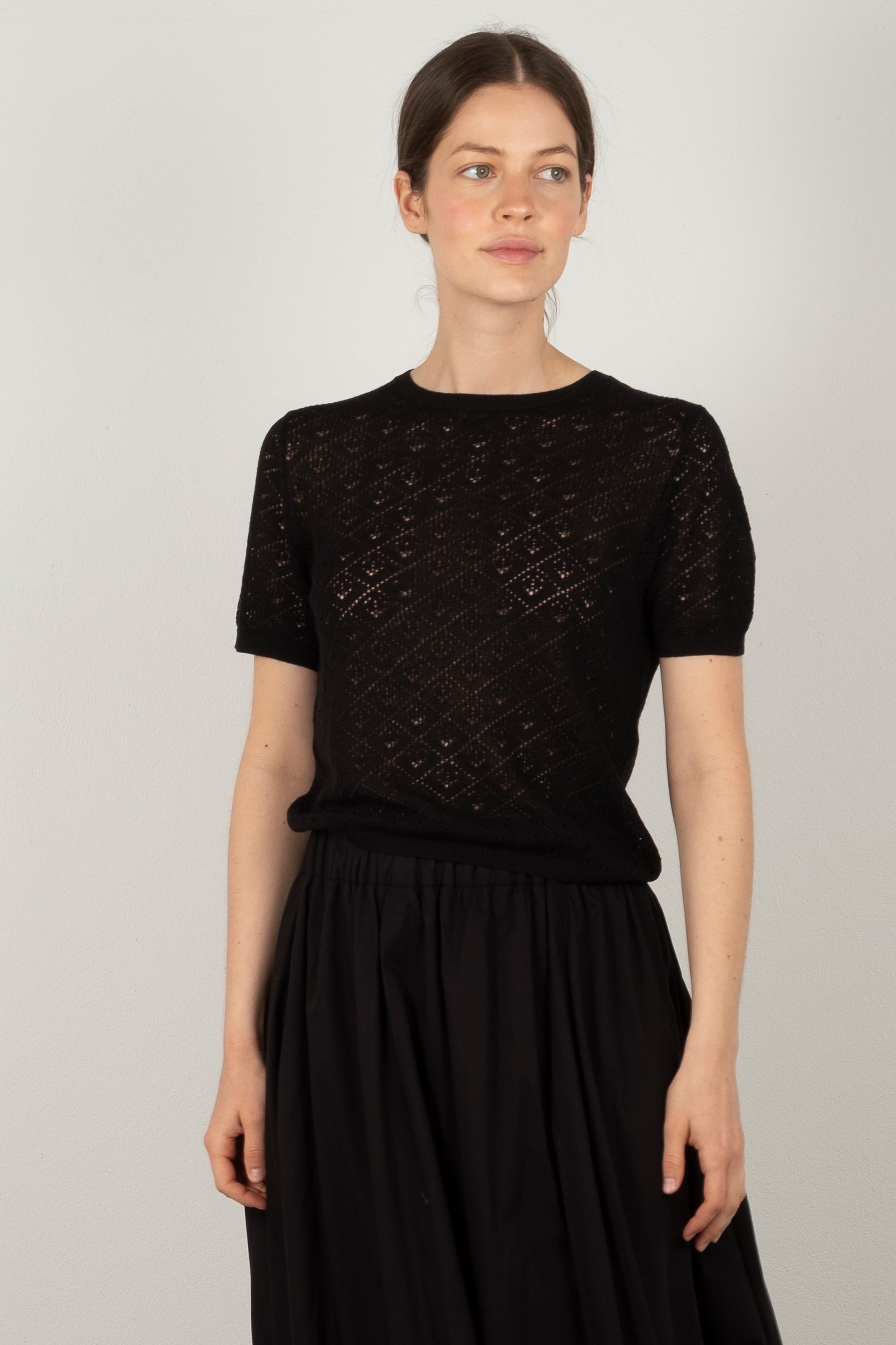 ANN top black