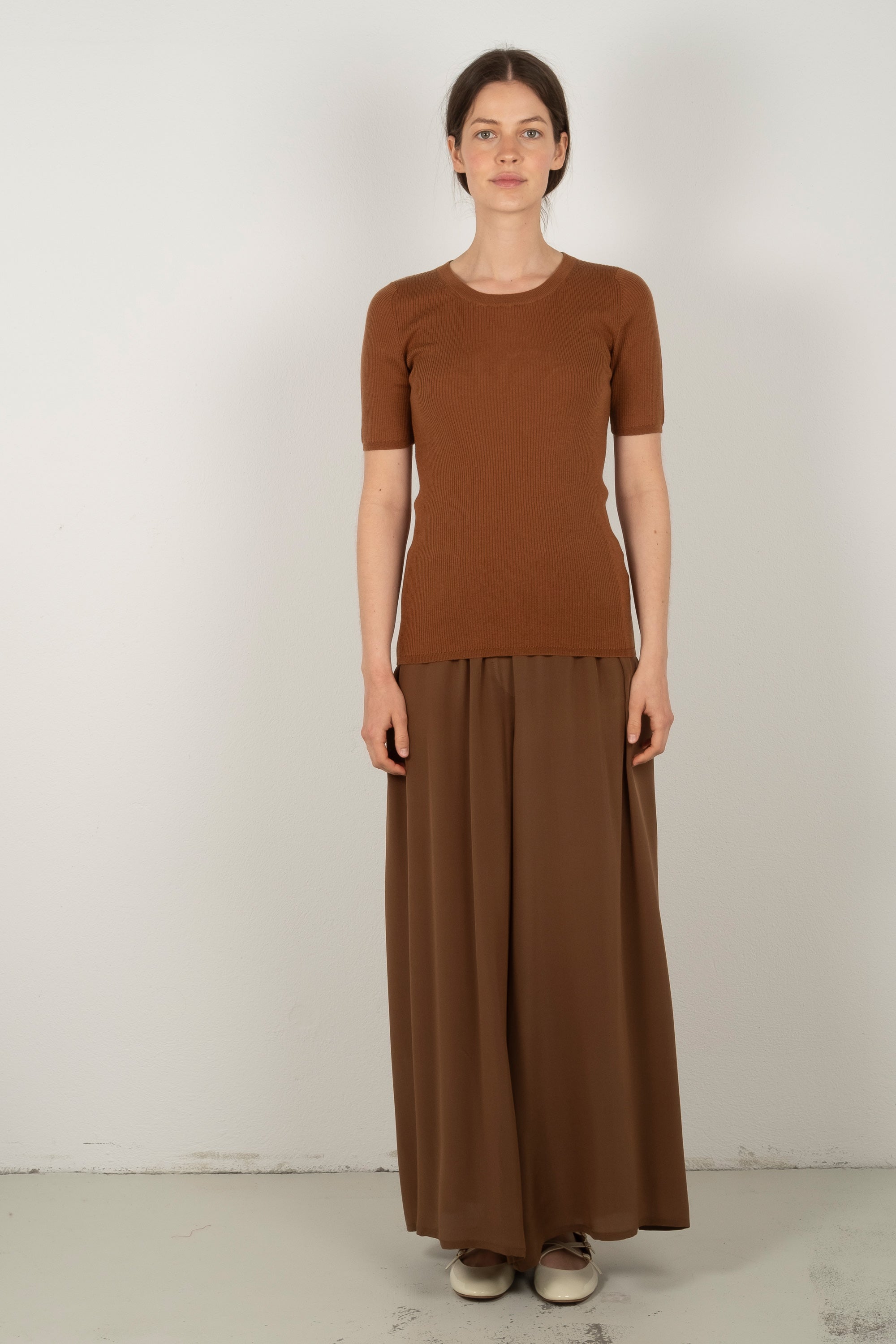 EENE TOP