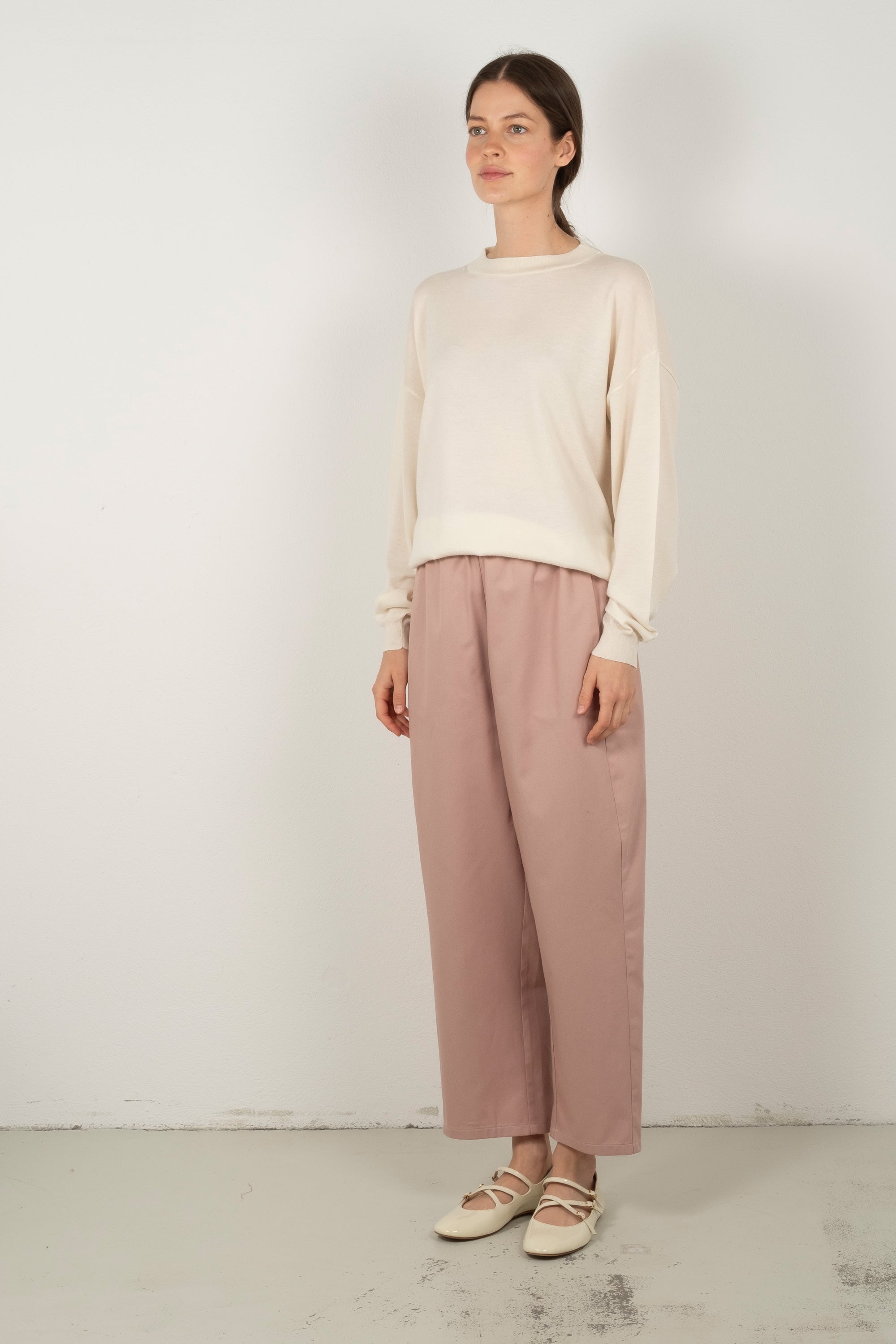 TUYA lightweight sweater