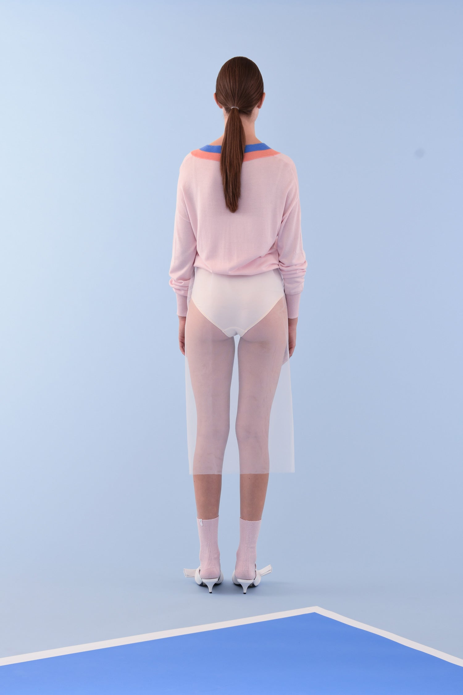 Light V-Neck sweater