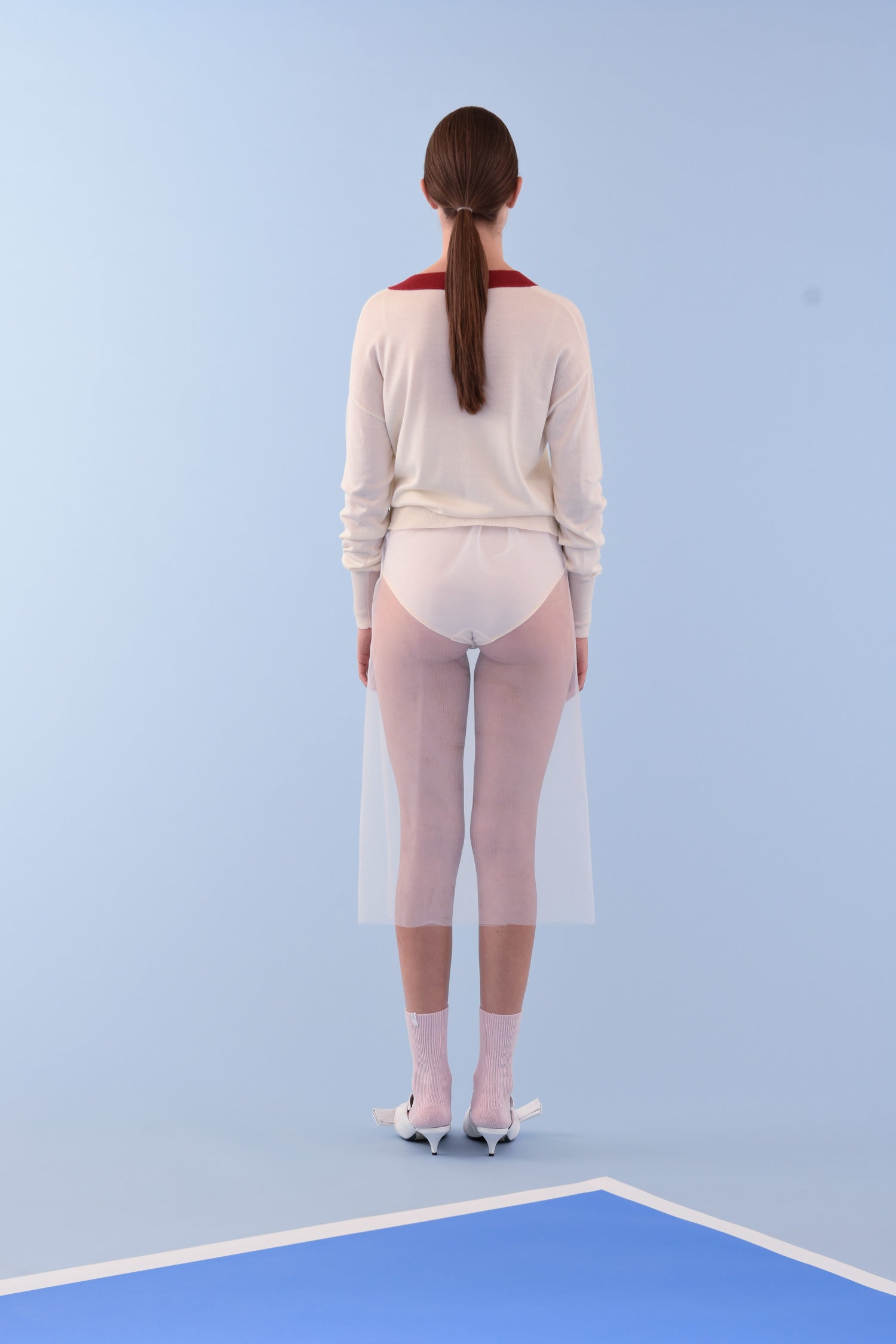 Light V-Neck sweater